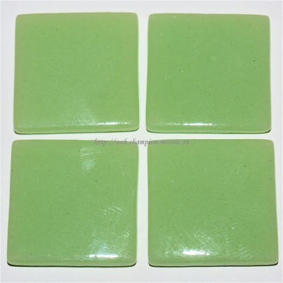 Pate de verre 115 ( Ex 41A ) 2,3 x 2,3 cm, par 100g