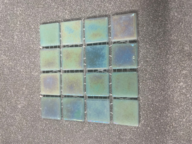 Pate de verre Irisé Lotto 2,4 x 2,4 cm, Par 100g