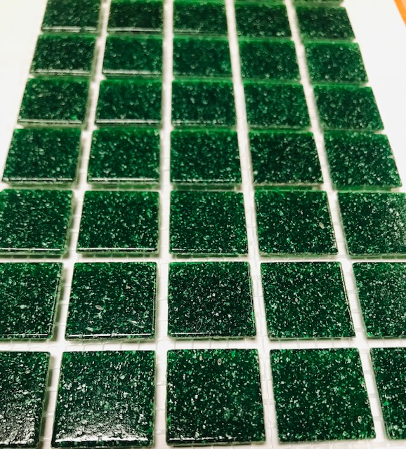 Pâte de verre , vert sapin  , 2 x 2 cm , par 100 g